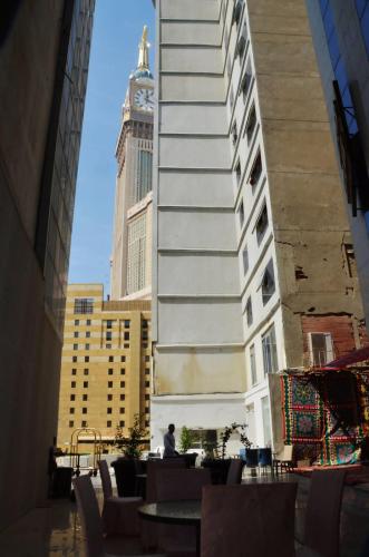 Hamad Saif Batal Hotel