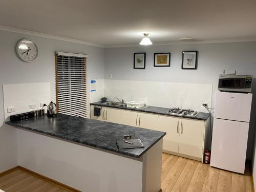 Lazy Days Cottage - Victor Harbor