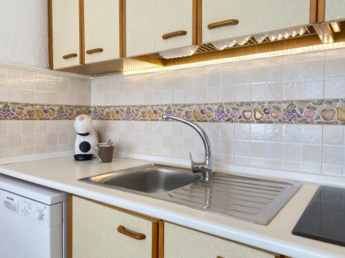 One-Bedroom Apartment image 6
