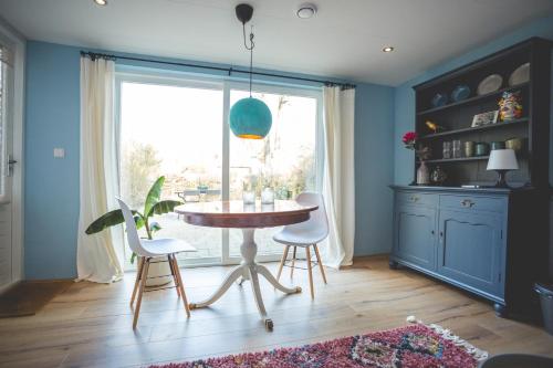 Knusse retreat midden op de Veluwe in มิคเคเลนเบิร์ก