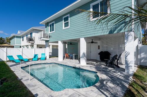 233 Delmar Avenue - Beautiful Private Pool Home home near The Beached Whale
