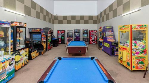 Phoenix II – Orange Beach, AL