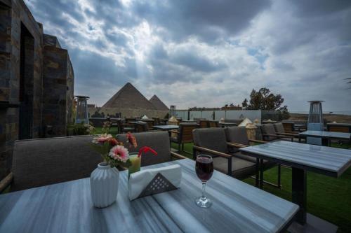 周辺案内, Elite Pyramids Boutique Hotel in ギザ