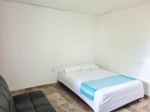 Double Room with Private Bathroom image 2