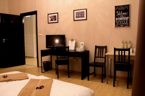 Budapest Ville Bed & Breakfast - image 6