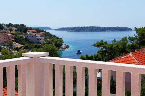  Apartments Dvi Obale in Vela Luka