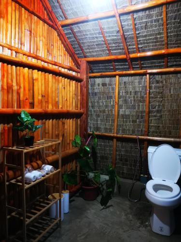 SMALL CABIN IN THE SOUTH in Carcar City