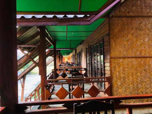 バルコニー/テラス, ［バン フォーディンデン］ヴィラ（1257m²）｜ 11ベッドルーム／11バスルーム (Bungalows Le Jardin Organique ) in ヴァンヴィエン