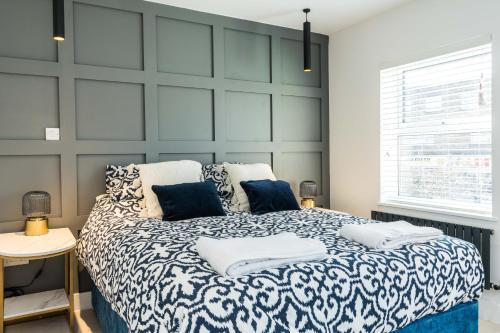 Spacious Modern 2 Bedroom London Flat