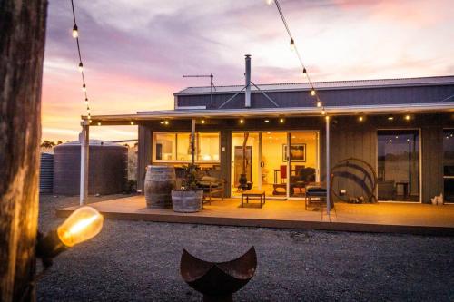 Luxury Barn with stunning views