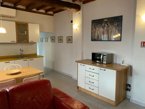 San Cristofano Apartment - image 13