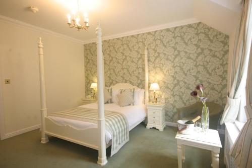 Double Room with Four Poster Bed