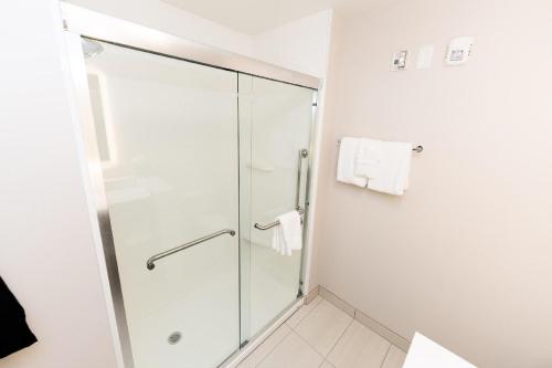 Holiday Inn Express & Suites Franklin - Berry Farms an IHG Hotel - image 7