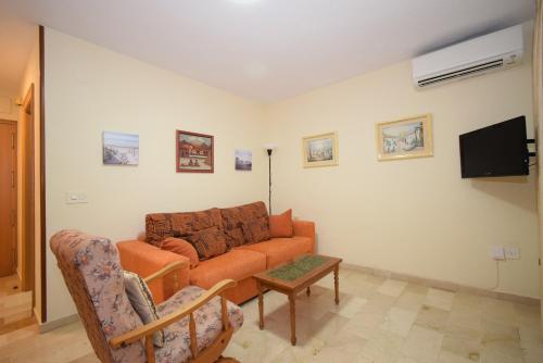 One-Bedroom Apartment image 5