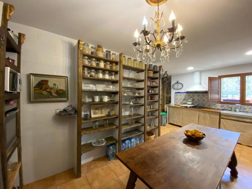 Vila Caelus masia boutique in Rubio