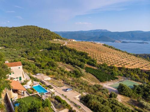 Villa Stolovi by Interhome in Komarna