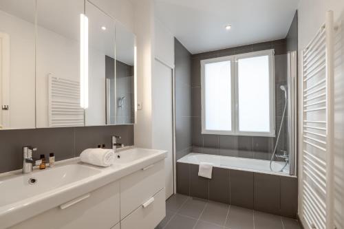 Apartment image 10