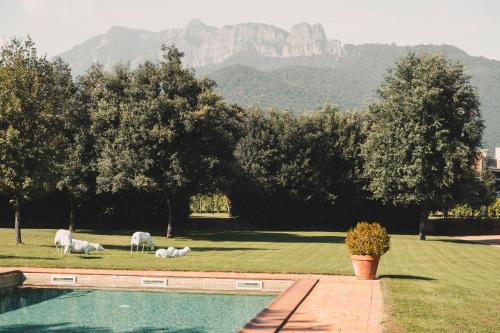 Közeli látványosságok, Hotel Vall de Bas in Vall D'En Bas