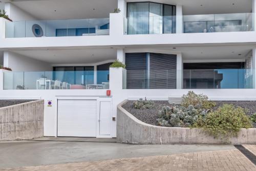 Infinity 1-6 LUXE SEA VIEW 2B - image 5