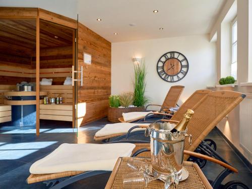 Sauna, Villa "To Hus" in Sellin - Appartement 06 im DG mit Balkon in Ostseebad Sellin