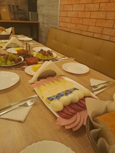 Restorāns, Къща за гости Марчела и Ресторант Мъри in Zasele
