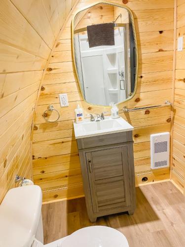 Hillside Cottages Room Type - One-Bedroom Chalet