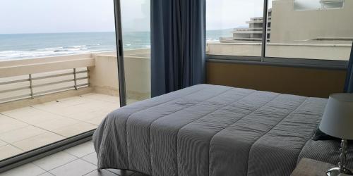 20 m2 de terrasse face à la mer à Canet en Roussillon 20 m2 de terrasse face à la mer à Canet en Roussillon