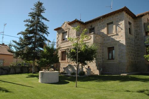 Casa Rural Reposo de Afanes - Accommodation - Muñogalindo