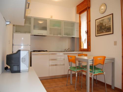  Family flat in a residence with 3 pools-Beahost in Bibione