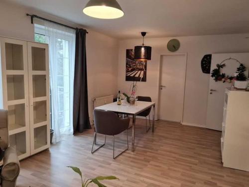 gemütliche & ruhige Unterkunft in Erftstadt, Deutschland