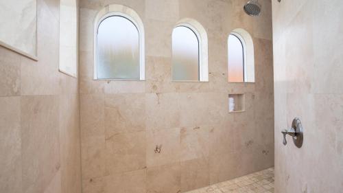 Palazzo by the Sea(S)- DBTS- 36 Varazze Cay- 3BR 3.5BA (10) - image 10