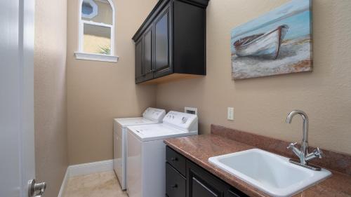 Palazzo by the Sea(S)- DBTS- 36 Varazze Cay- 3BR 3.5BA (10) - image 14