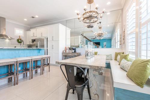 Ain't Life A Beach(S)- DBTS- 4817 Ocean Blvd- 4BR 3.5BA (12) - image 11