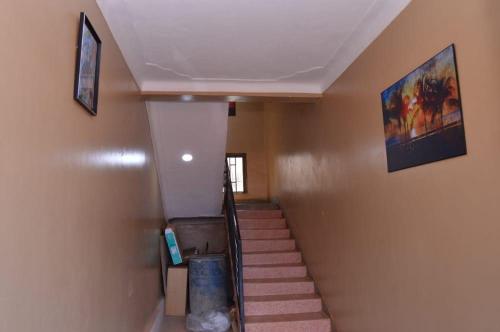Yobo's Complex Guest House