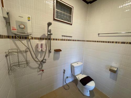 Yaowarate Sport Club and Resort ไร่เยาวเรศ Room Type - Queen Room
