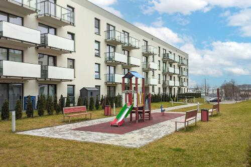 aire de jeux pour enfants, Gdynia Nasypowa Apartments with Parking by Renters in Gdynia