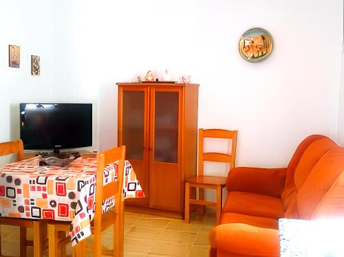  Casa céntrica con AC y wifi solo familia y parejas in 11140 Conil de la Frontera