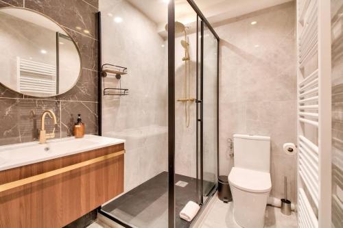 Cozy apartement heart historic Paris 5