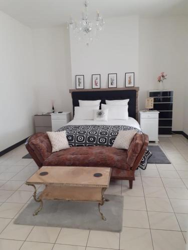 Oasis Master Suite chambre d'hôte Marconnelle