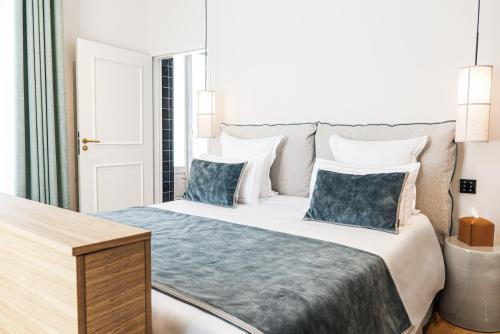 Superior Double Room image 2