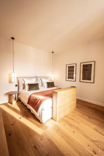 Superior Double Room image 5