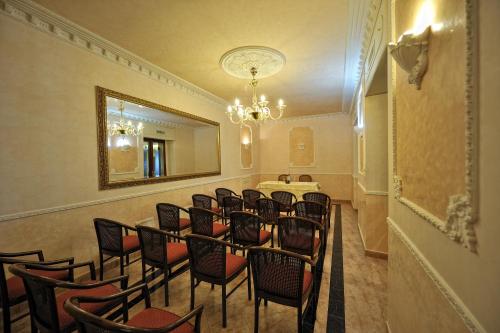 Park Hotel Villa Maria - image 4