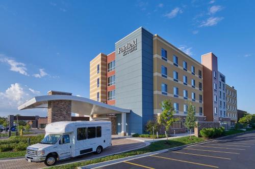 Fairfield Inn & Suites by Marriott Chicago O'Hare - image 10