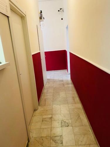 Dama HostelBB in Naples