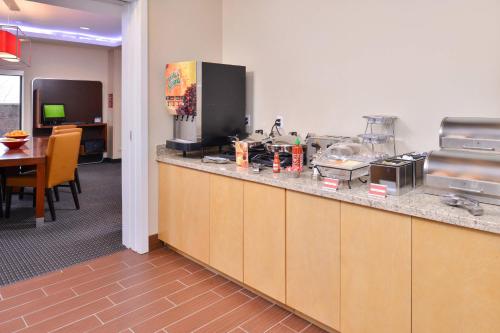 TownePlace Suites by Marriott Detroit Commerce