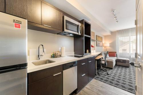 TownePlace Suites by Marriott Greensboro Coliseum Area - Hotel - Greensboro
