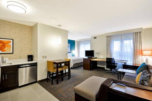 Residence Inn Lexington South Hamburg Place - image 2