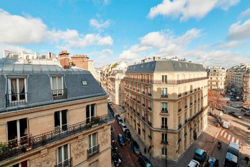 Prince de Galles, a Luxury Collection hotel, Paris