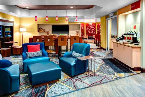 TownePlace Suites by Marriott Bakersfield West