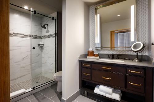 The Barfield, Autograph Collection